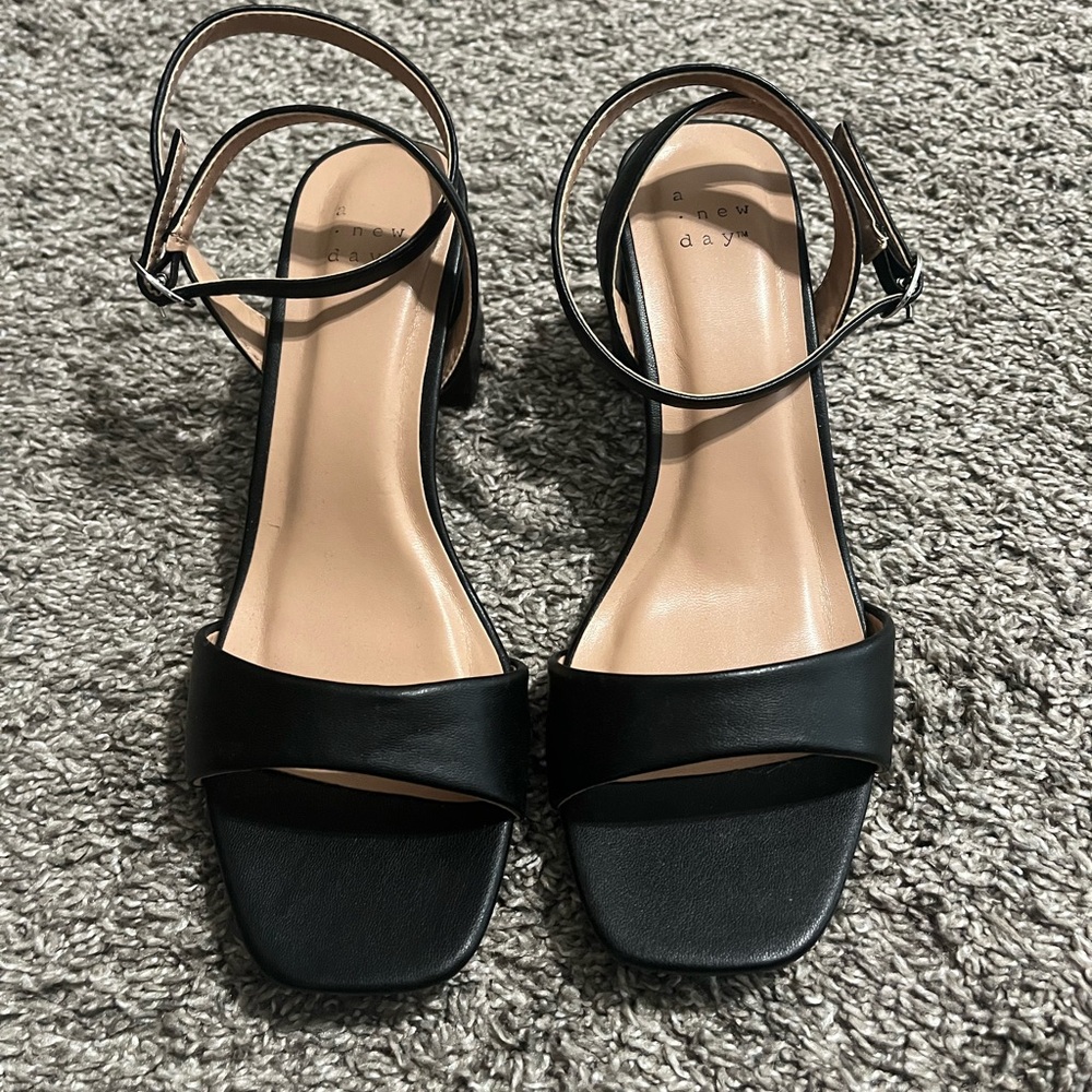 A new day black heels sz 7.5 women’s.